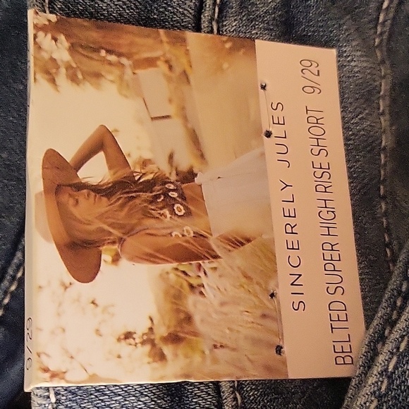 Sincerely Jules Stretchy Belted Super High Rise Denim Short - Size  9/29 - Picture 5 of 9